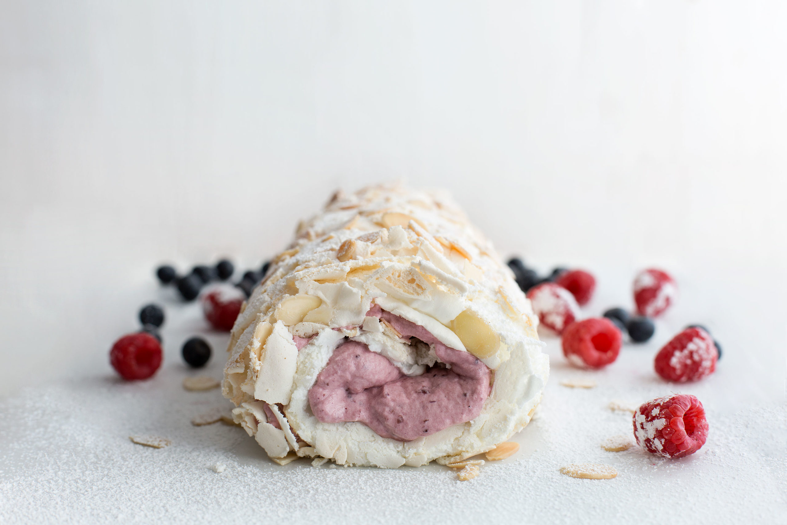 Meringue-Roulade